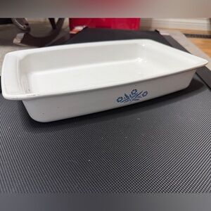 Corning Ware P-332 roaster/lasagna pan featuring the iconic "Blue Cornflower"